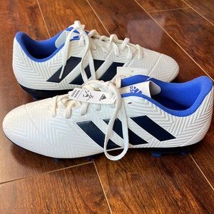 Adidas soccer cleats, women’s size 8.5 (fits like size 8)